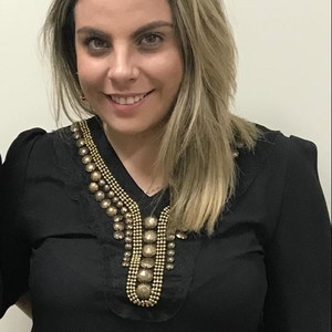 Beatriz - Prof de preparação de acesso à faculdade - Dourados