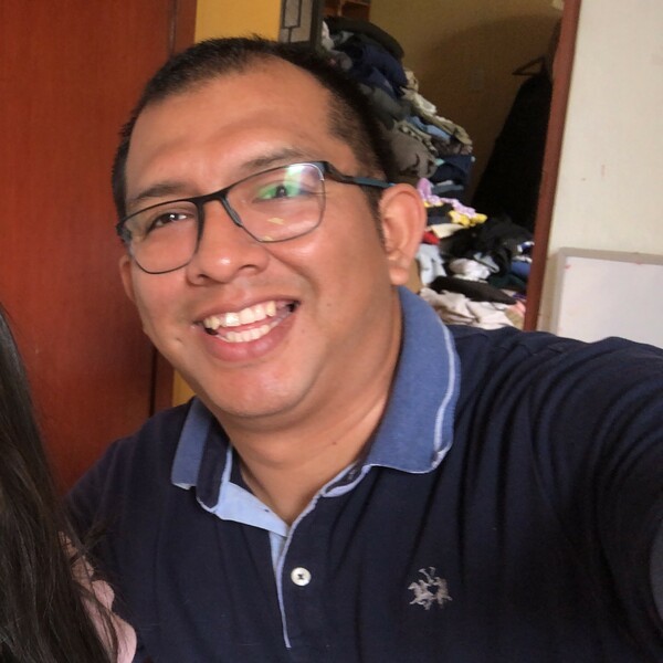 Johnattan Jesus - profesor de matemáticas - Lince