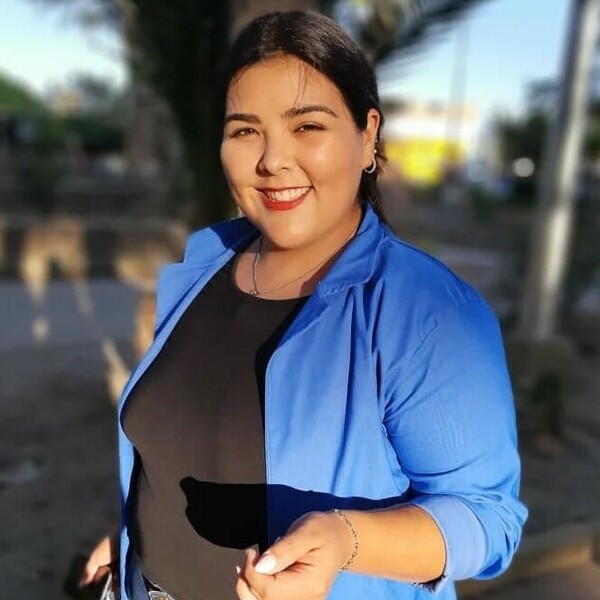 Luciana - Profesor química - General Güemes