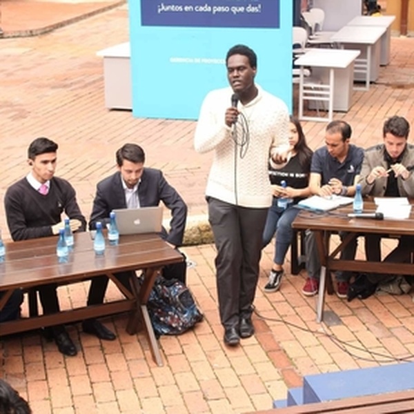 Víctor Manuel - profesor de liderazgo - Bogotá