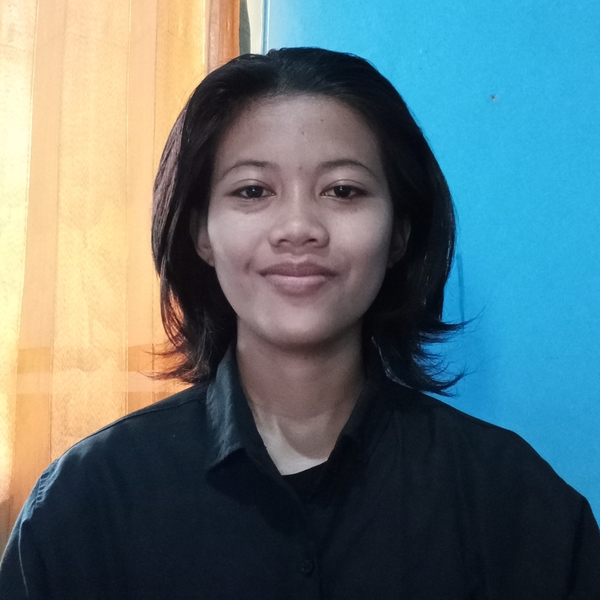 Reni - Guru matematika - Sumedang