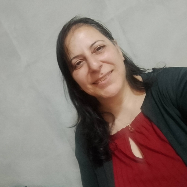 Layla - Professor de hebraico - 