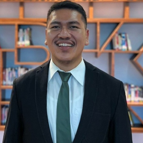 Gilbert - Guru akuntansi - Jakarta