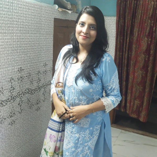 Naziya - English tutor - Kolkata