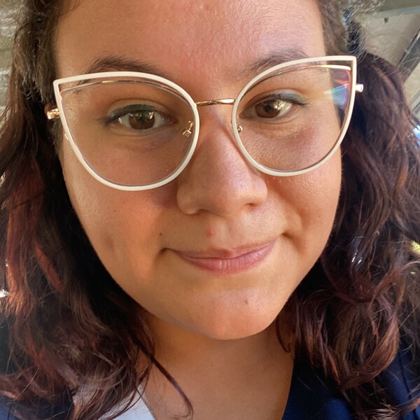 Erika - Profesor de matemática - Hualpén