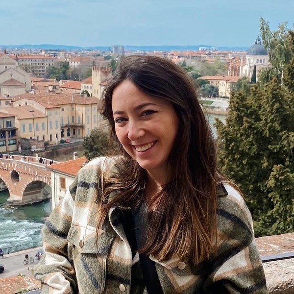 Mariana - Prof de programação - Aveiro