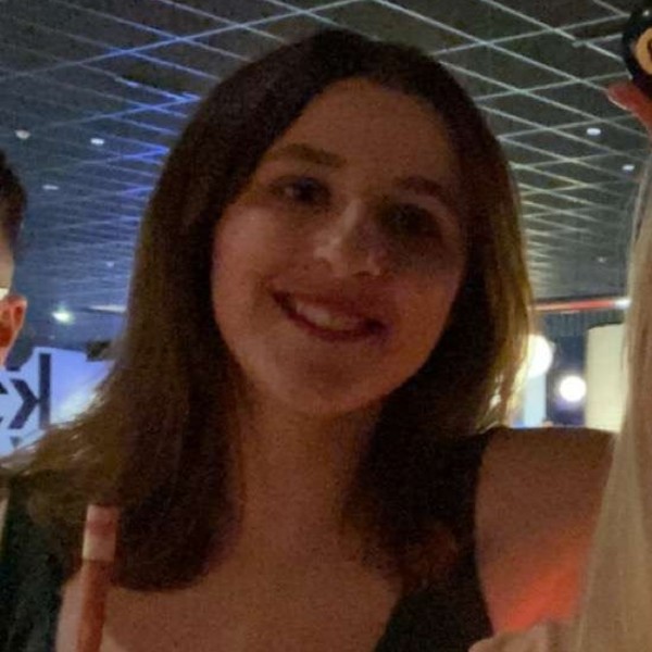 Romane - Prof de soutien scolaire - Scy-Chazelles