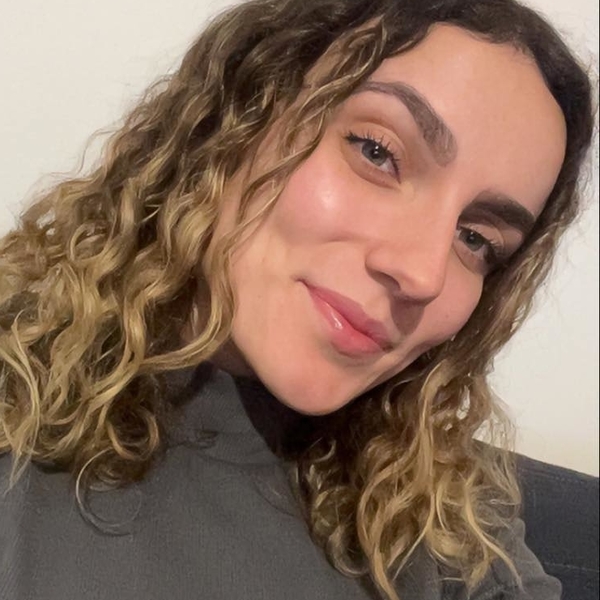 Emma - Prof d'anglais - Martinet