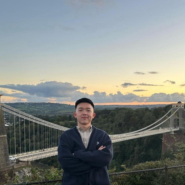 Hao Ze - Maths teacher - ₹3207/h