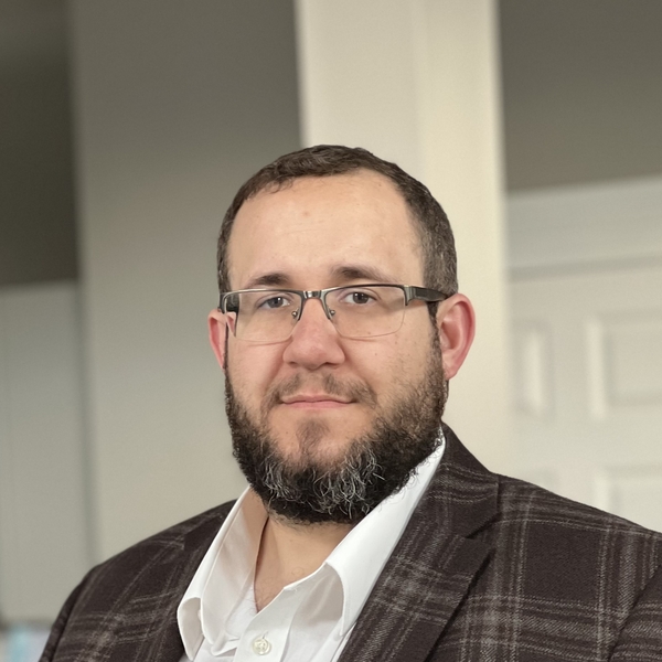 Thomas - ESOL teacher - St. Louis