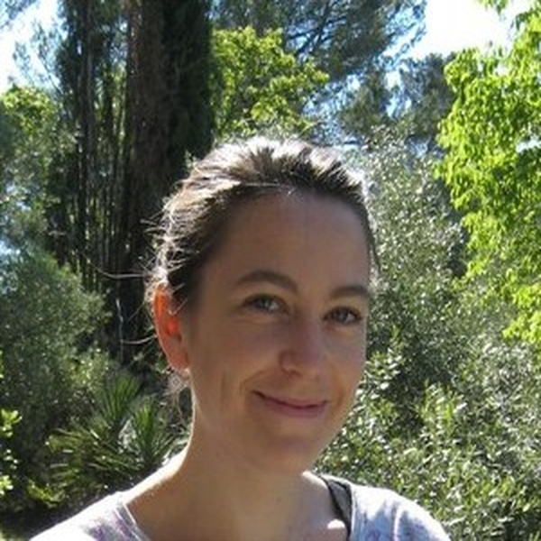 Anne - Prof d'économie - Montpellier