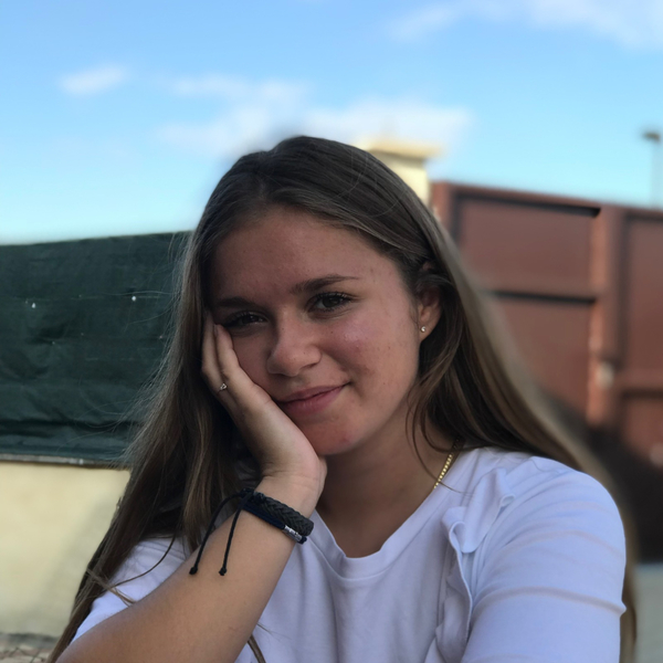 Justine - Prof d'aide aux devoirs - Décines-Charpieu
