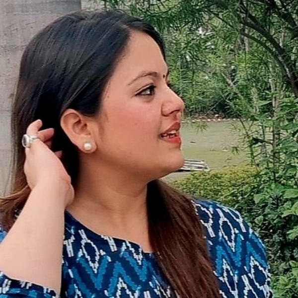 Ayushi - English tutor - Jaipur