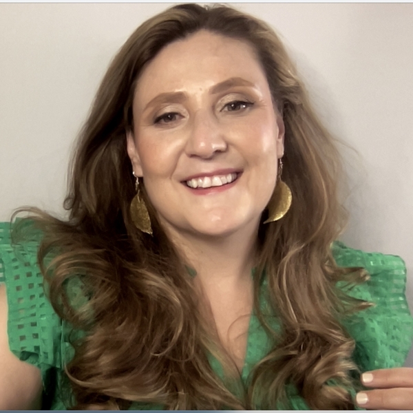 Julia - Singing tutor - 
