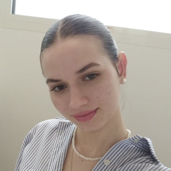 Amandine - Prof d'anglais - Vern-sur-Seiche