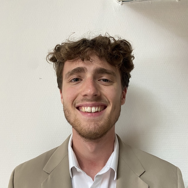 Théophane - Prof de sciences politiques - Lille