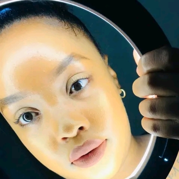 Nompumelelo - English tutor - Motherwell
