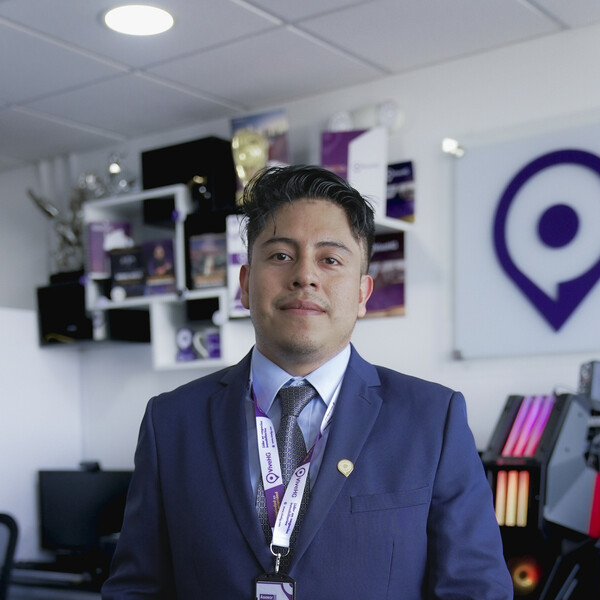 RAFAEL STEVEN - profesor de matemáticas - Lima