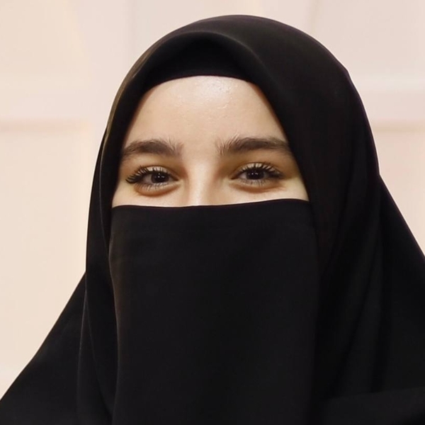 Gizem - Türkçe öğretmeni - 