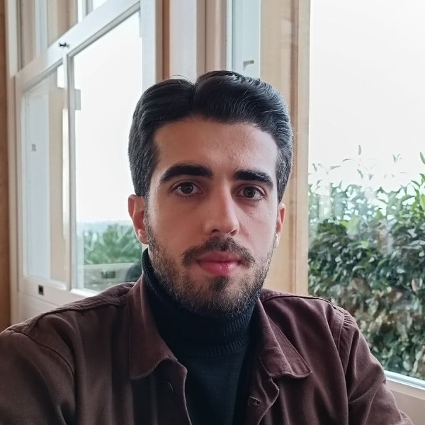 Tayfun - Eğitim koçu - İstanbul