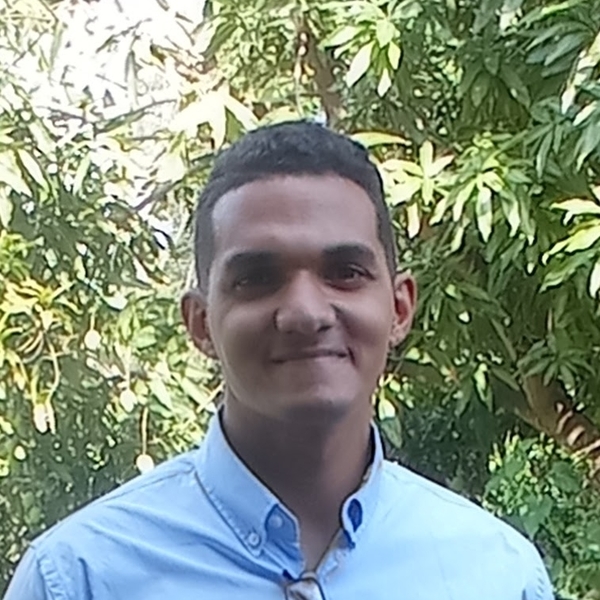 Jesús Francisco - Profesor de mecánica - 