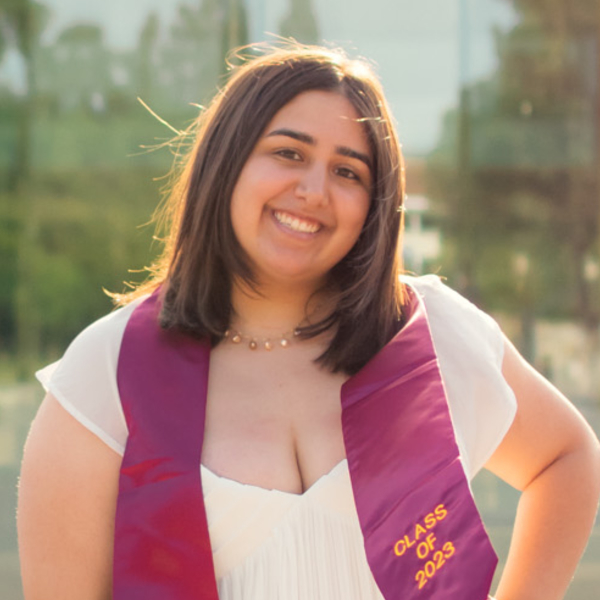 Olivia - English tutor - Deerfield
