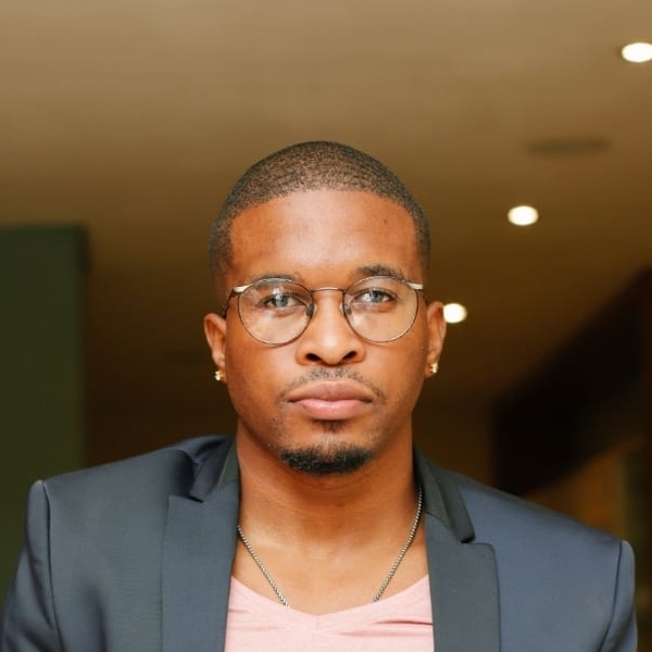 Uviwe - English tutor - Gqeberha