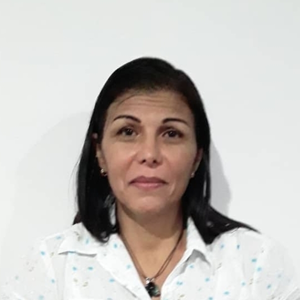Lisbeth - profesor de matemáticas - Necochea