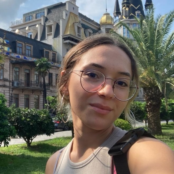 Didem - İngilizce öğretmeni - Balıkesir