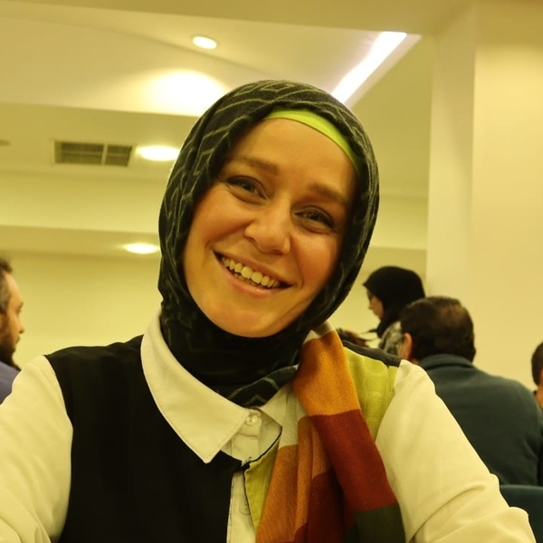 Fatma Nur - Türkçe öğretmeni - 