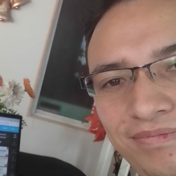 Andres - profesor de inglés - Manizales