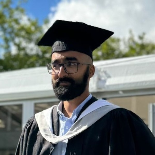 Danyaal - Maths tutor - Chesham