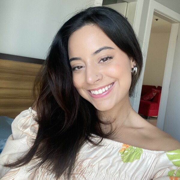 Priscila - Professor de espanhol - 