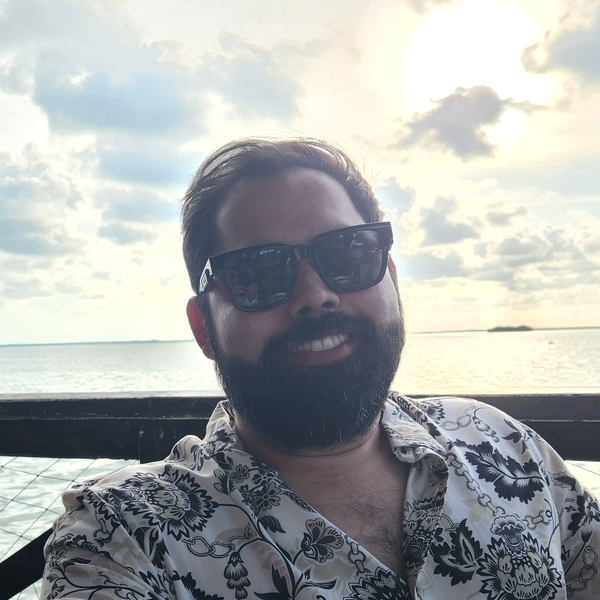 Alan - profesor de biología celular - Cancún