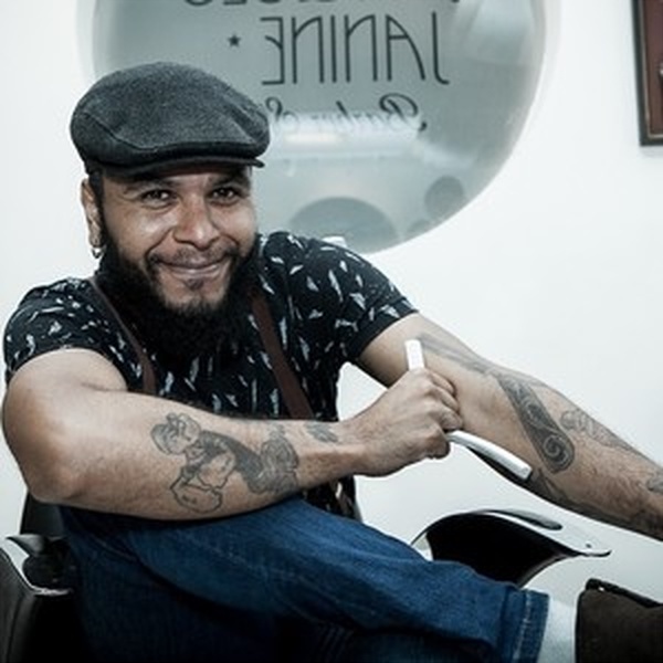 Zek - Professor de Cabeleireiro - São Paulo
