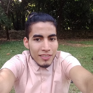 Julián Andrés - profesor de modelismo - Medellín