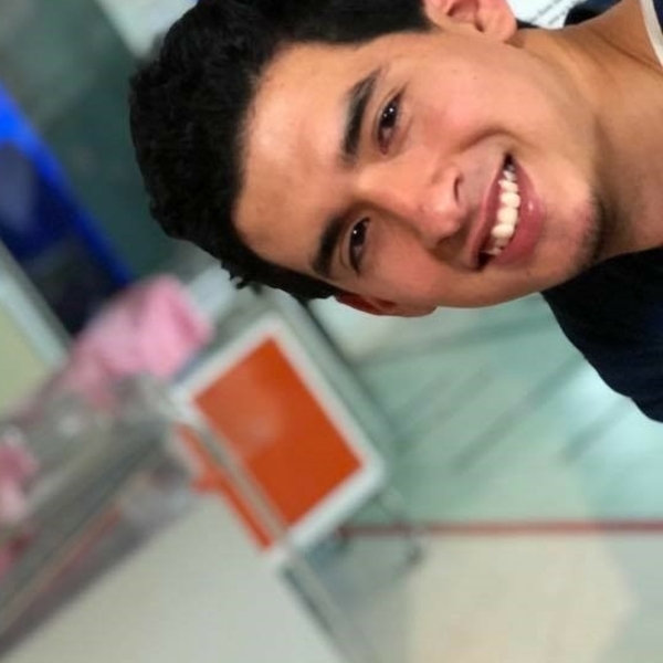 GONZALO - profesor de matemáticas - San Borja