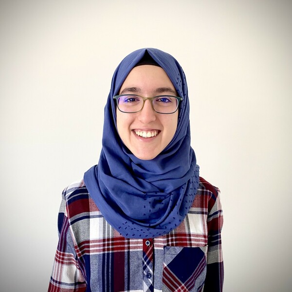Noor - Math tutor - Milton