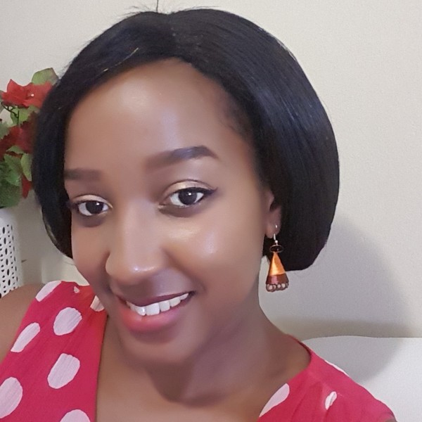 Edwina - English tutor - Krugersdorp