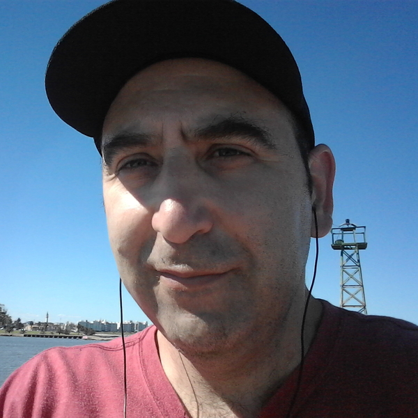 Nicolás - Profesor de matemática - Montevideo
