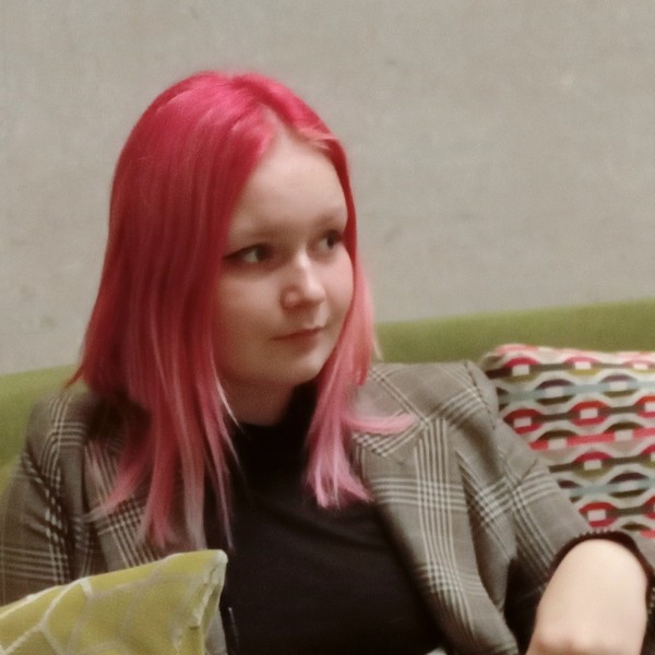 Jázmin - rajz magántanár - 5000Ft/óra