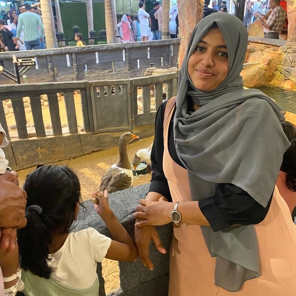 Farzeena - English tutor - Thalassery