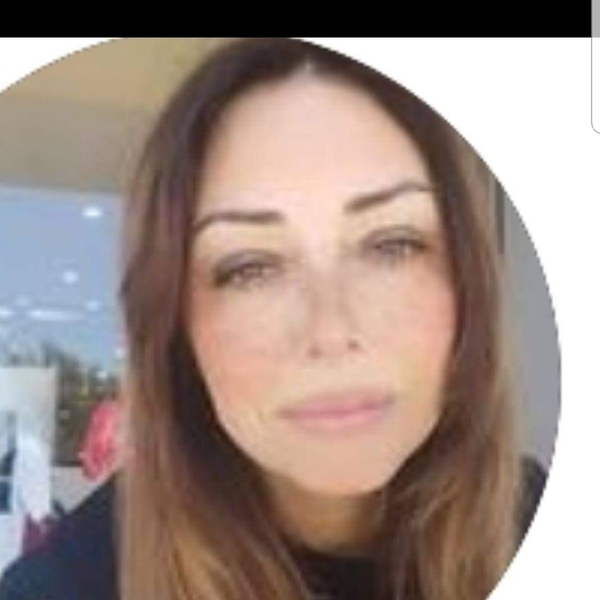 Francesca - Insegnante di diritto civile - Lecce