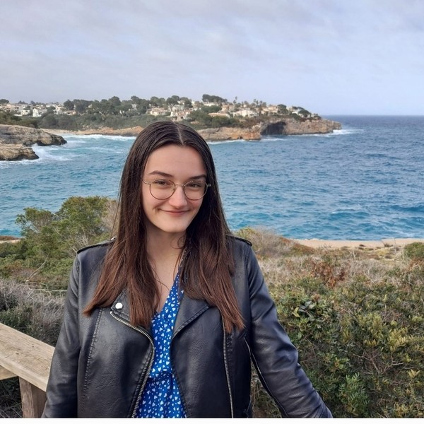 Manon - Prof de soutien scolaire - Bouvines