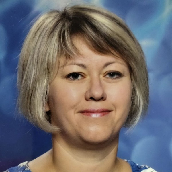 Olena - Prof d'anglais britannique - Saint-Avold