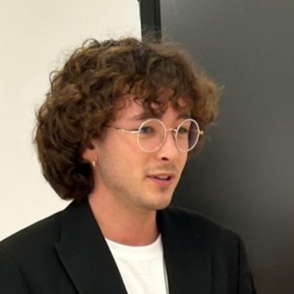 Alex - Prof d'espagnol - Cognac