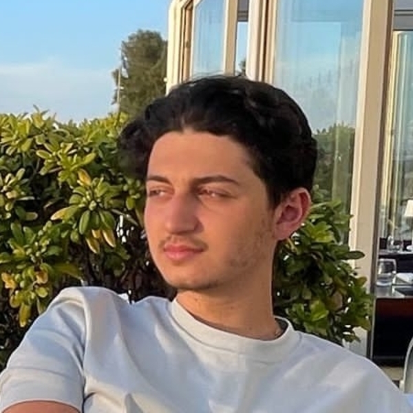 Isaac - Prof de physique - chimie - Paris 16e