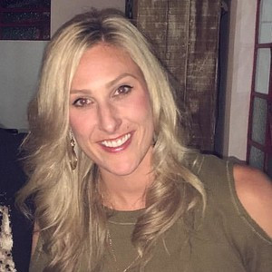 Monique - Professor de inglês - Curitiba