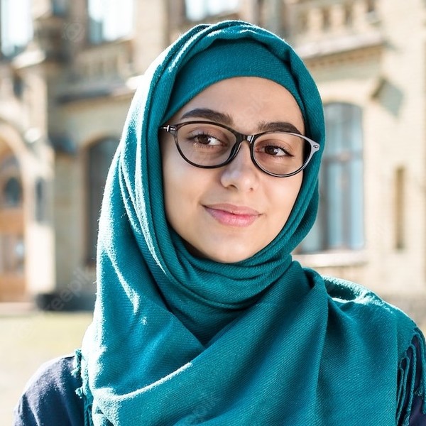 Umra Nazish - Reading Tutor - Upperpally