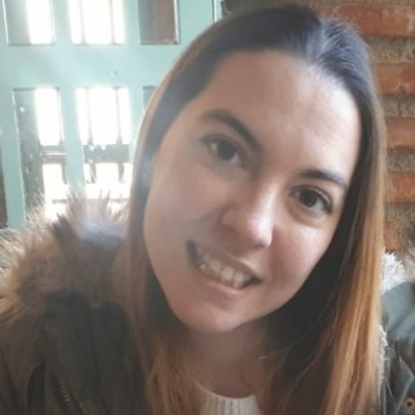 Esther - Profe de ayuda con los deberes - Los Montesinos